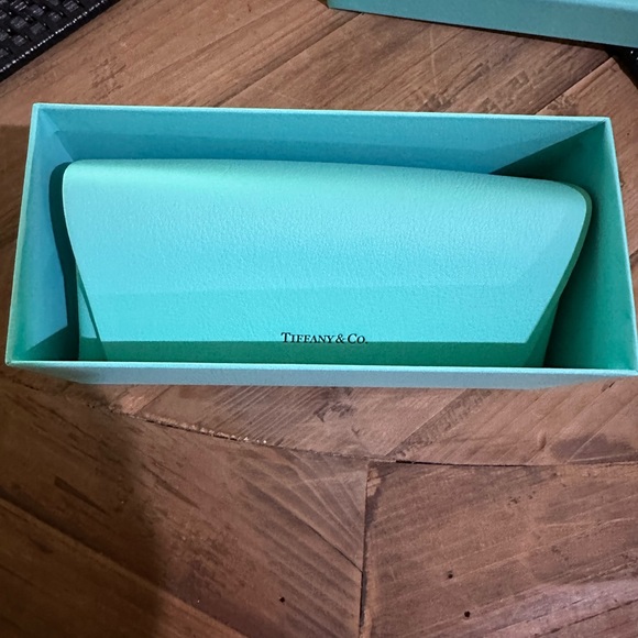 Tiffany round shaped sunglasses. Authentic - Picture 4 of 7